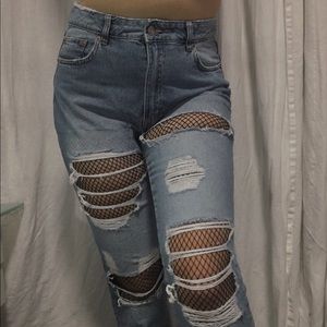 Fishnet ripped high waisted jeans